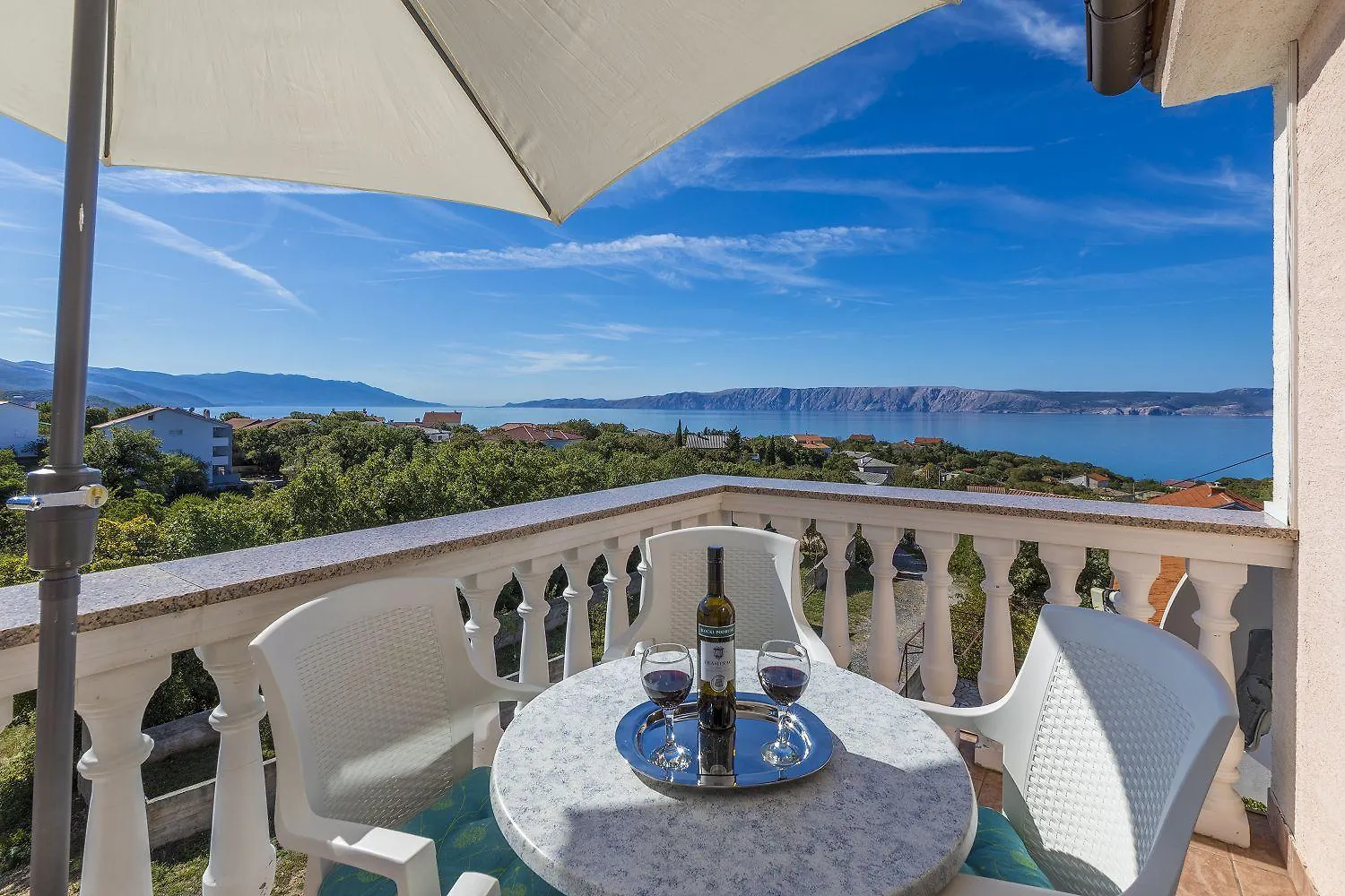 Mediterranes Apartment Nur 470 Meter Zum Strand Mit Meerblick, Babybett, Grill Povile Kroatien